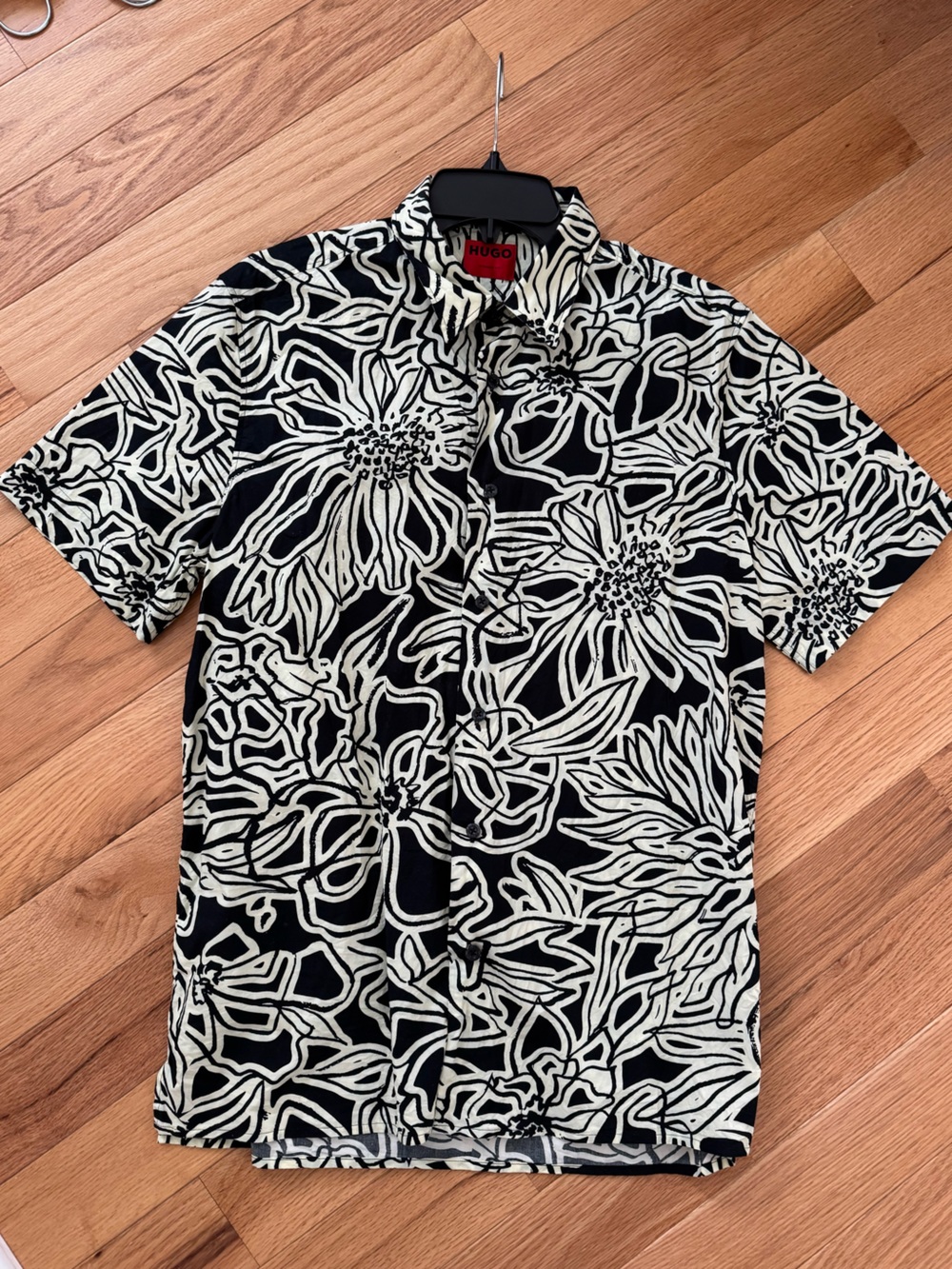 HUGO Black and Cream Floral Short-Sleeve Button-Down Shirt